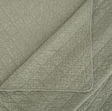 Load image into Gallery viewer, Stonewashed Cotton Gauze Quilt, King