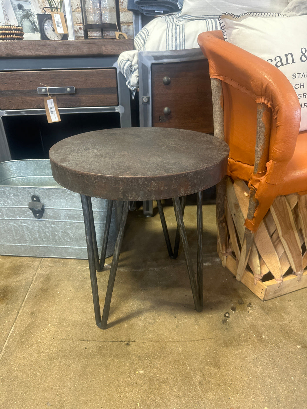 Van Cleef Hairpin End Table