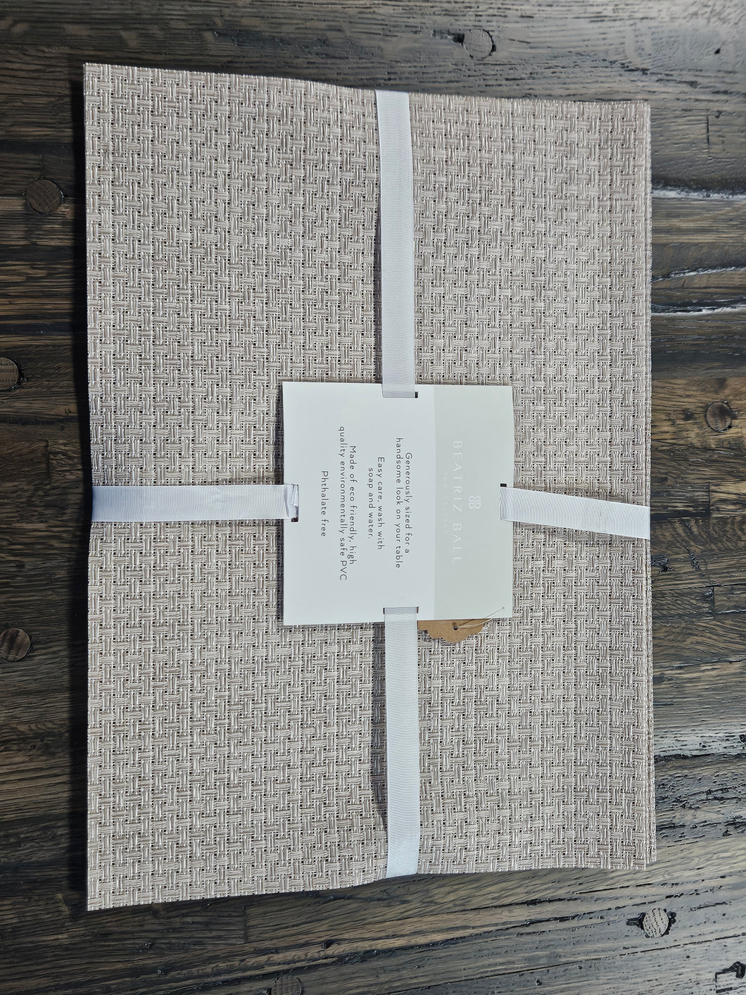 Vida Rectangle Rattan Placemat