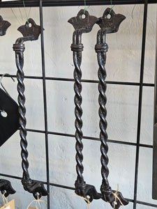 Lizard Handle