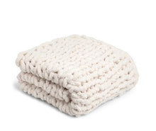 Load image into Gallery viewer, Chunky Knit Throw Blanket
