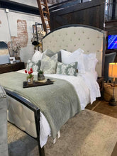 Load image into Gallery viewer, The Auger Bed
