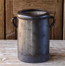 Load image into Gallery viewer, Smoked Glazed Pottery Crock
